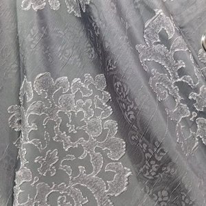 Par de Cortinas Grises con Diseño Floral - Medidas 2.25 x 1.40 mts - imagen 4
