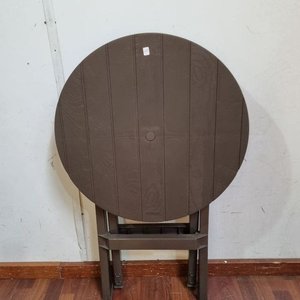 Mesa Auxiliar Plegable Redonda Marrón para Exterior - imagen 3