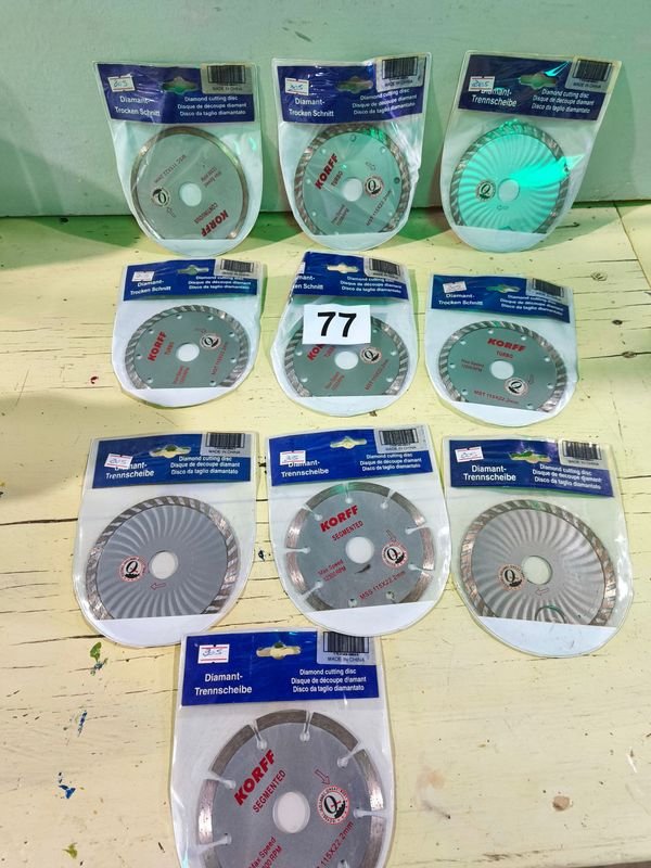 Lote anterior: Colección de 10 Discos Diamantados