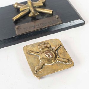 Placa y Hebilla Militar de Bronce conmemorativas - imagen 2