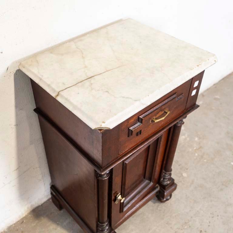 Item 2094381 - Image 2