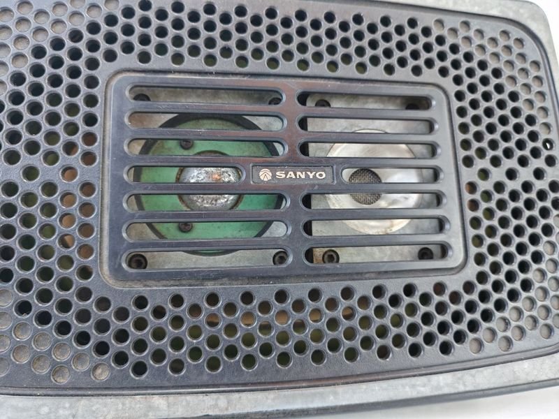 Dos Parlantes Sanyo de Alta Calidad - imagen 4