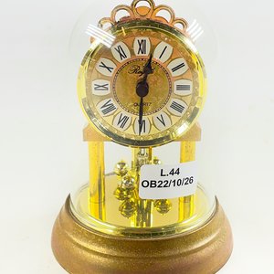 Lote siguiente: Reloj de Sobremesa con Redoma de Cristal y Péndulo Dorado