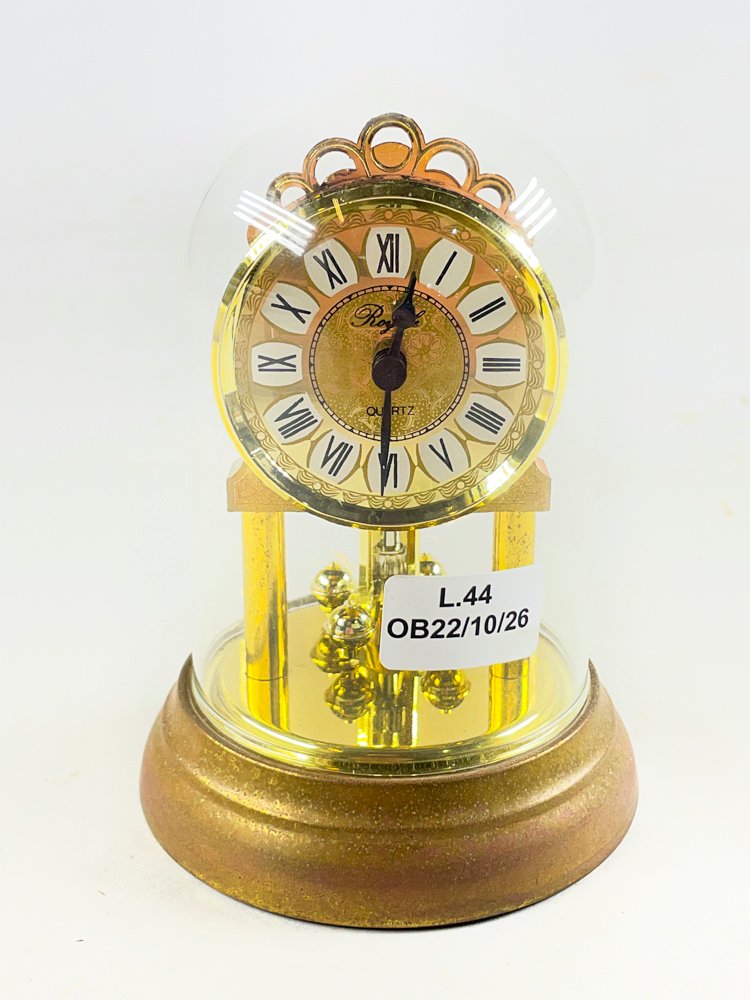 Reloj de Sobremesa con Redoma de Cristal y Péndulo Dorado