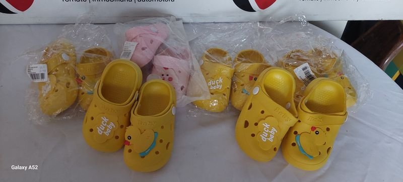 Calzado para Niños en Colorido y Comodo - imagen 2