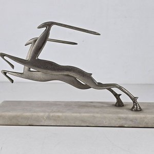 Escultura Decorativa de Dos Linces en Metal sobre Base de Mármol - imagen 4