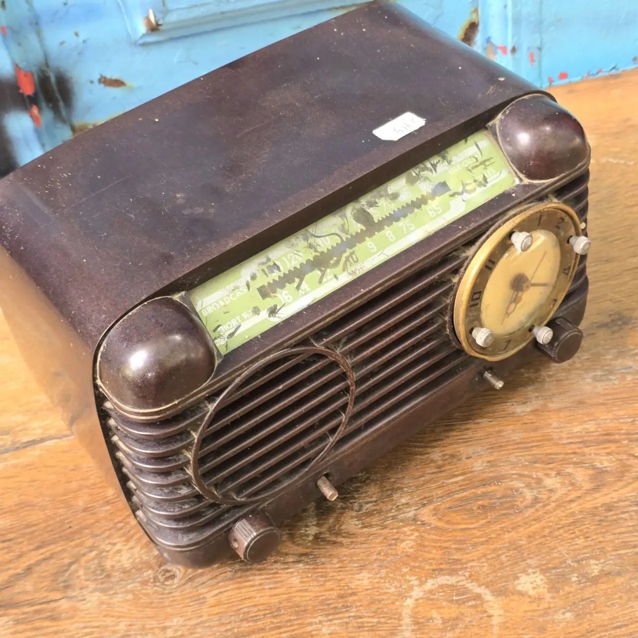 Item lote-03-radio-despertador-valvular-no-se-probo - Image 1