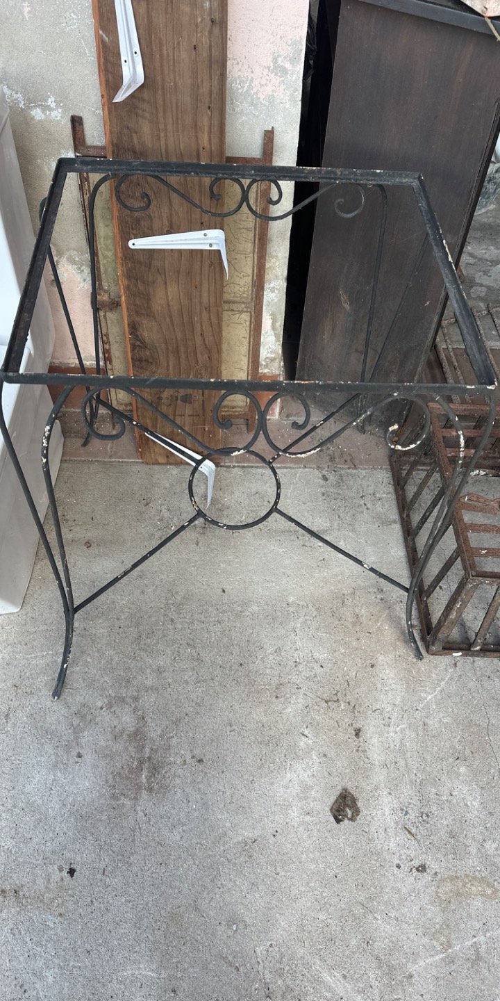 Base de Mesa Metálica Estilo Clásico