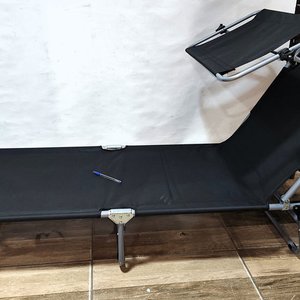 Reposera/Catre Plegable Negra con Sobre Techo - Nueva en Caja - imagen 2