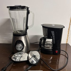 Batidora de Vaso y Cafetera Eléctrica - imagen 1