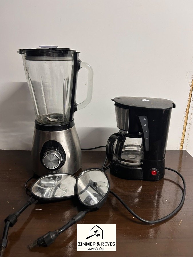Batidora de Vaso y Cafetera Eléctrica