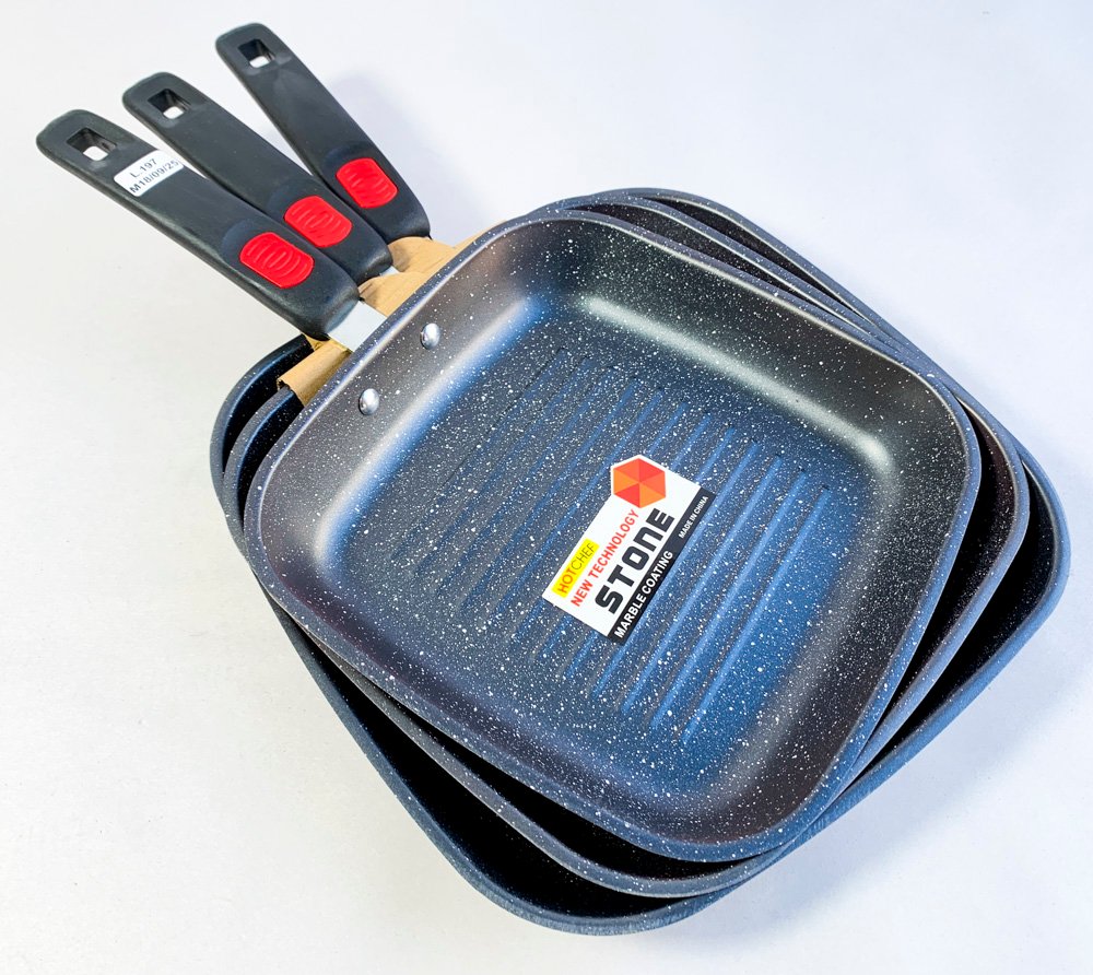 Lote siguiente: Set de 3 planchas para carnes y cuchillos