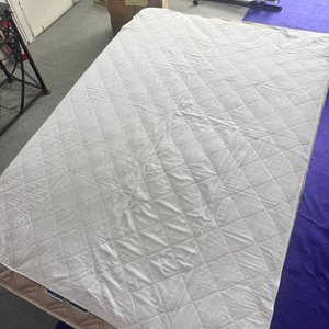 Lote anterior: Combo 4 Cubre Colchones de Varias Medidas