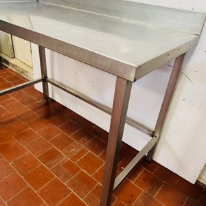 Mesada de Acero Inoxidable Industrial - 130x62x92cm - imagen 5