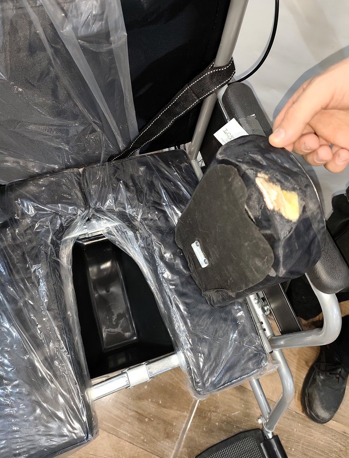 Item 16871 - Image 5