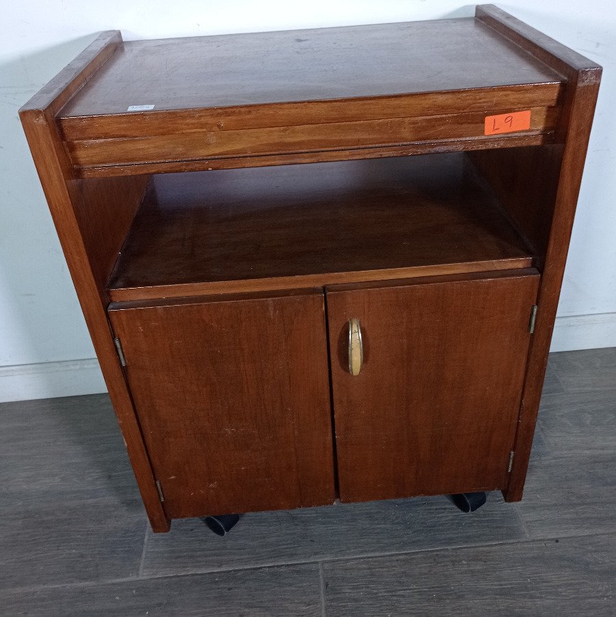Mueble Auxiliar de Madera con Estante y Puertas