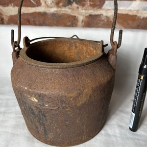 Antiguo Colero de Hierro con Asa - imagen 9