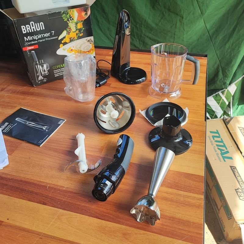 Item 882496 - Image 1