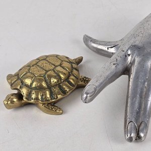 Cenicero de Bronce con Forma de Tortuga - imagen 2