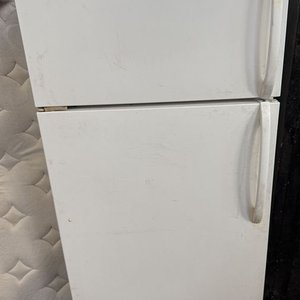 Heladera White Westinghouse con Freezer Frío Seco - imagen 5