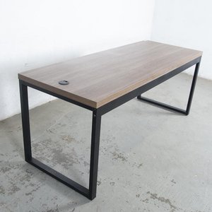 Mesa de Oficina Rectangular con Tapa de MDF y Estructura Metálica - imagen 3