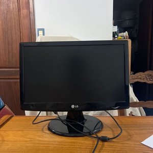 Monitor LG Flatron de 20 pulgadas - imagen 1