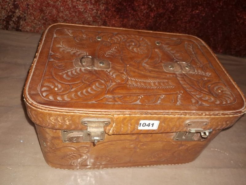 Item 890526 - Image 0