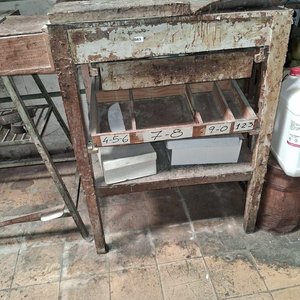 Lote de 2 Mesas de Trabajo de Madera Rústicas - imagen 4