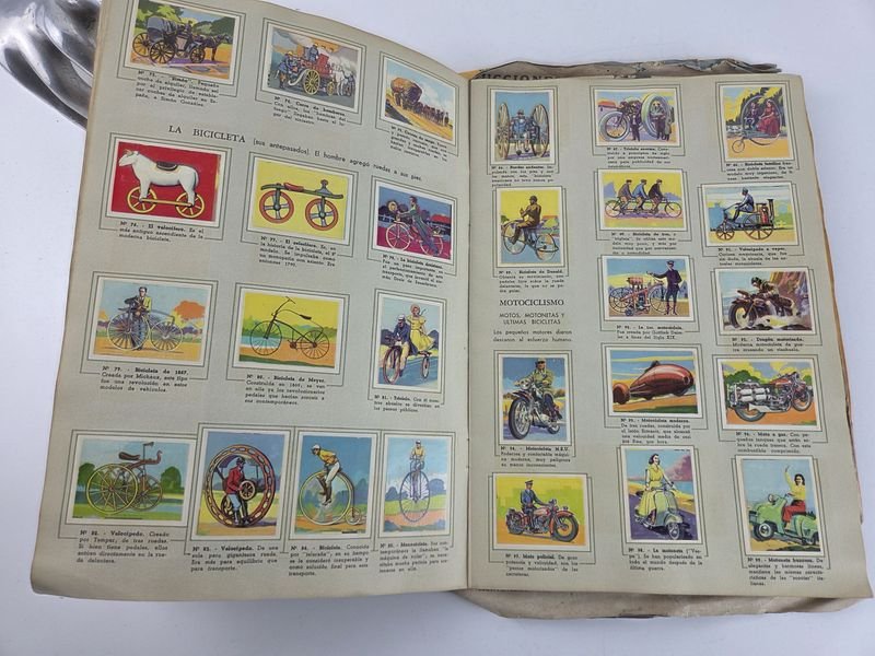 Colección de Álbumes Antiguos con Ilustraciones Coloridas - imagen 20