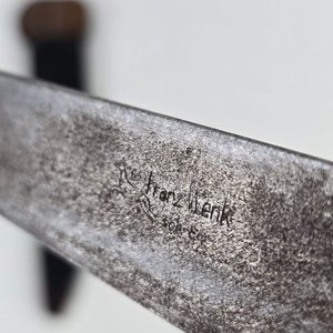 Cuchillo Criollo Franz Wenk con Mango de Platería Criolla y Vaina de Cuero - imagen 2