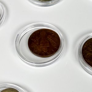 Diez Monedas Antiguas y Botón Gauchesco de Bronce - imagen 6