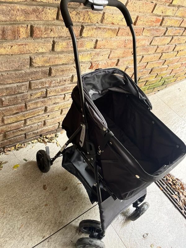 Cochecito para Mascotas Bee Pet Negro Impecable