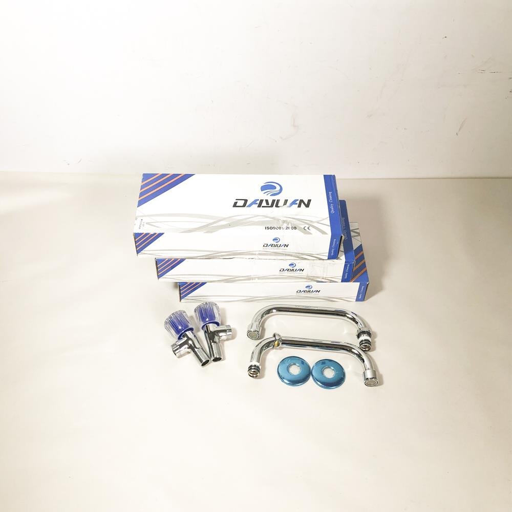 Seis Canillas de Pared Nuevas con Manijas Azules