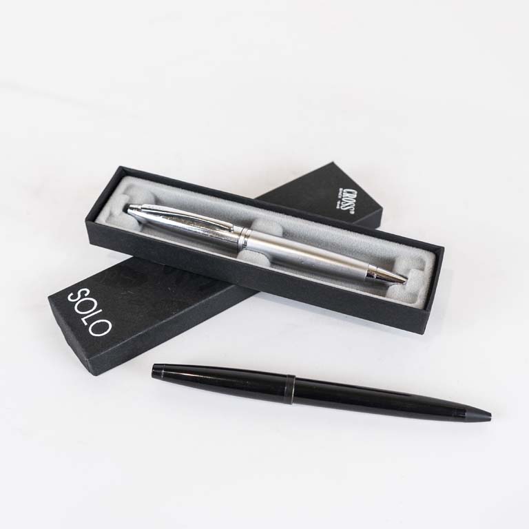 Lote siguiente: 2 Lapiceras Cross  - Medidas: 14cm 