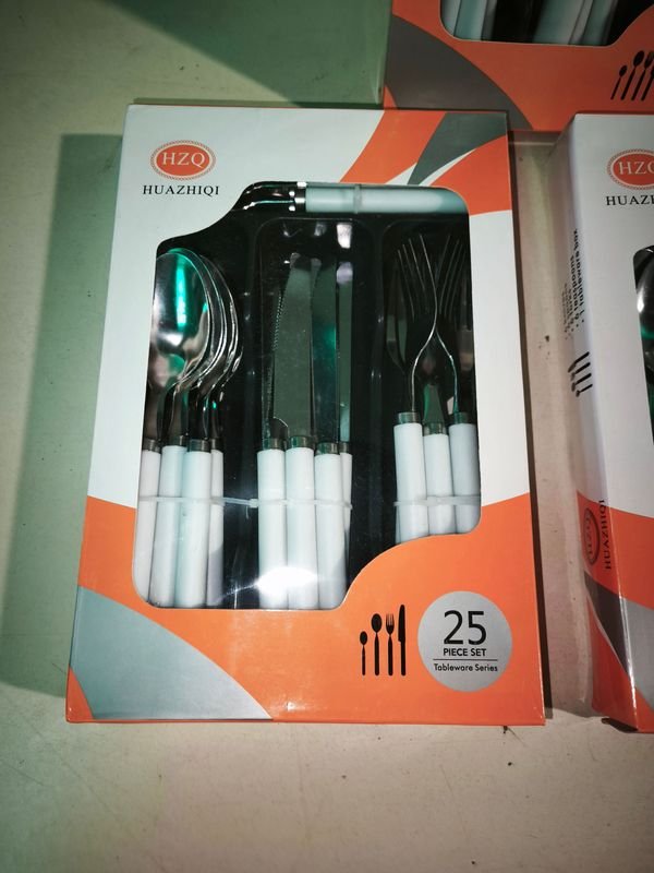 Set de Cubiertos Huazhiqi x 25 Piezas (3 Unidades)