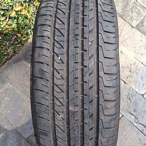 Cubierta Goodyear EfficientGrip 225/50R17 - imagen 3