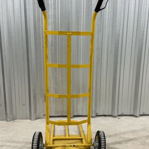Carrito de Carga Amarillo con Ruedas Grandes y Plataforma Abatible - imagen 2
