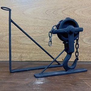 Par de Ménsulas de Herrería Artesanal con Polea para Colgar Macetas - imagen 9