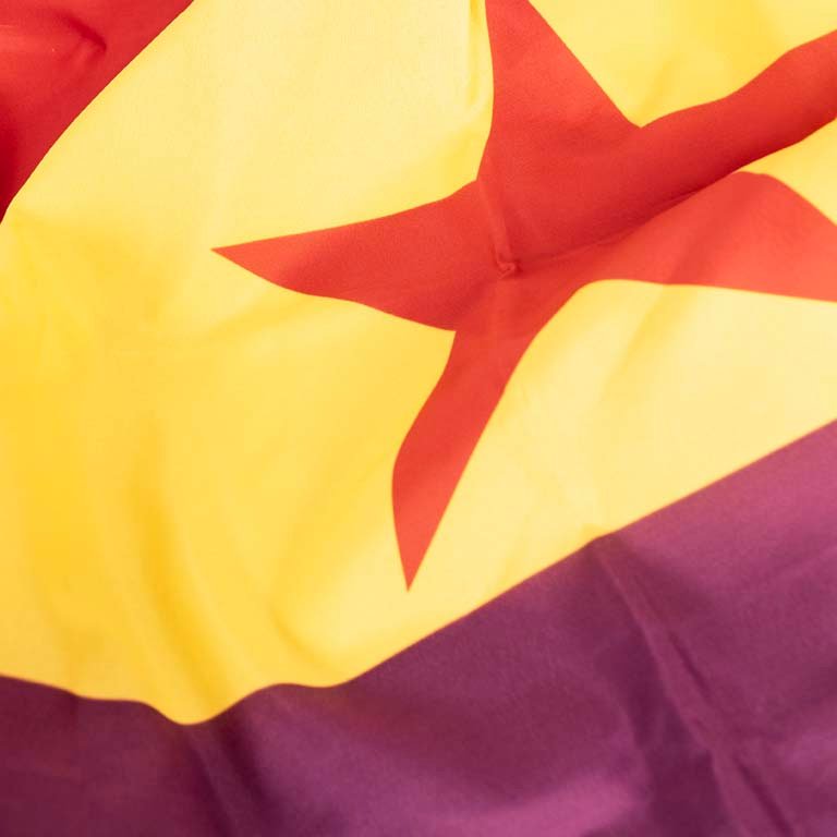 Item 2111963 - Image 1