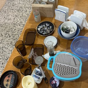 Lote anterior: Lote de Vasos y Accesorios de Cocina