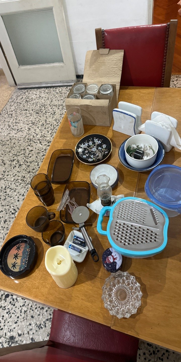 Lote de Vasos y Accesorios de Cocina