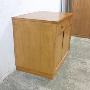 Aparador bajo de madera con 2 cajones y 2 puertas corredizas - imagen 5