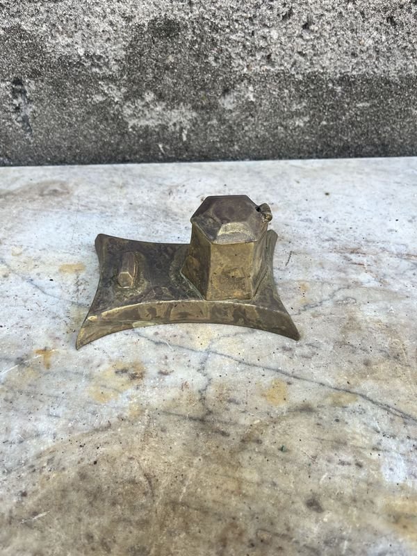 Tintero de bronce en excelente condición - imagen 2