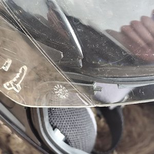 Casco Integral HJC Negro Aprobado DOT con Visera y Bolso Hardline - imagen 9