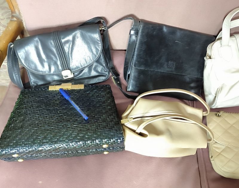 Item 880321 - Image 1