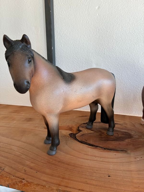 Item 848967 - Image 0