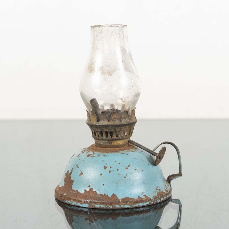 Antiguo farolito de metal y vidrio - Medidas: 8x13cm