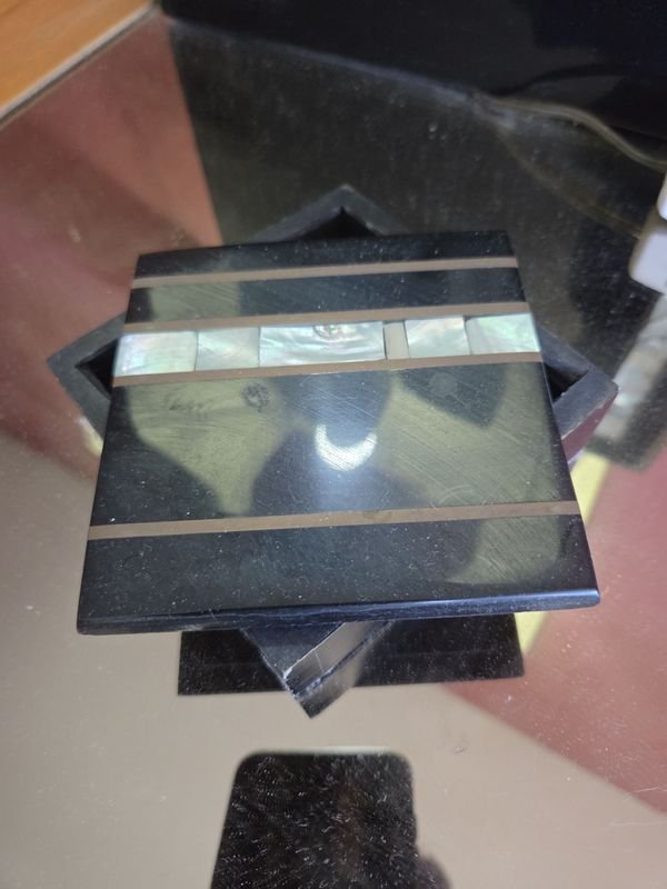 Lámpara y alhajero laqueado haciendo juego. 55cm alto - imagen 3