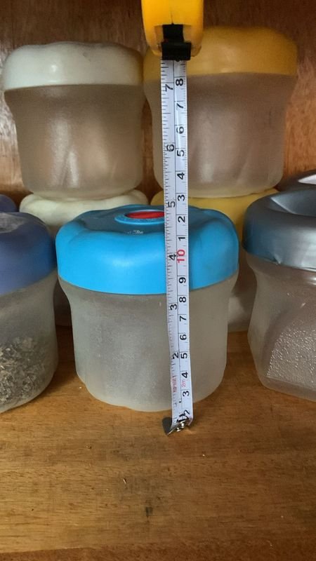 Contenedores de plástico en buen estado - imagen 2