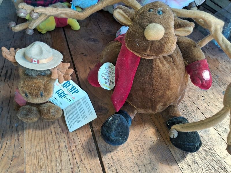 Lote siguiente: Lotes de juguetes de peluche